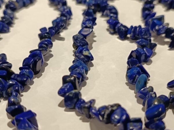 Lapis lazuli čips nizak za izradu nakita