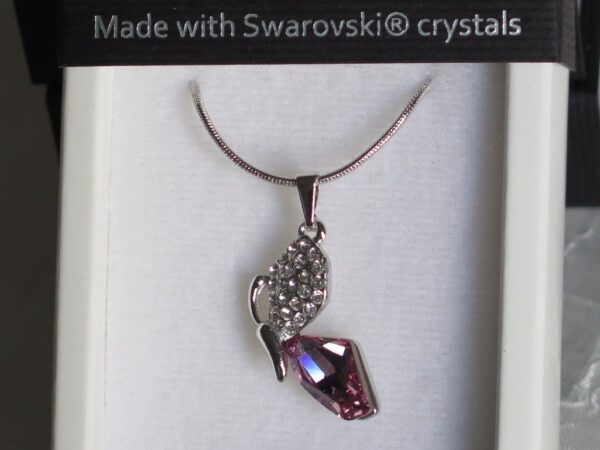 Ogrlica od Swarovski kristala s privjeskom
