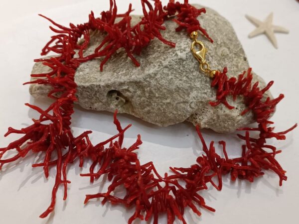 ogrlica od crvenog jadranskog koralja