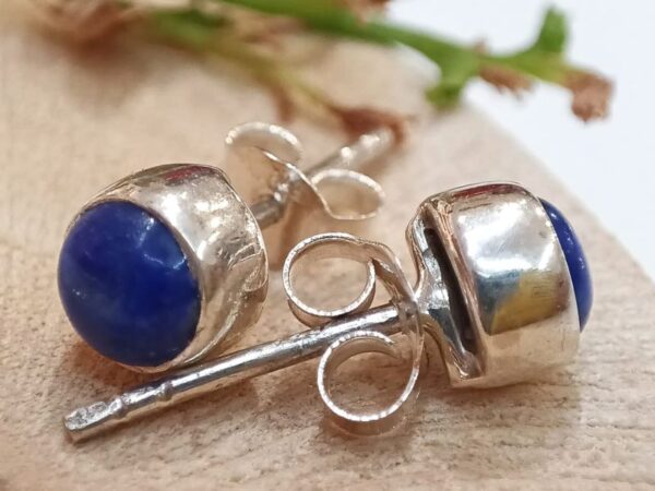 Naušnice od srebra i poludragog kamena Lapis Lazuli