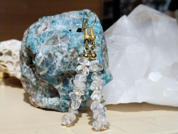 Gorski kristal naušnice s nepravilnim čips kamenčićima