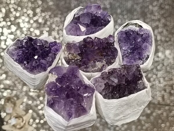 Neobrađene druze kristala Ametista